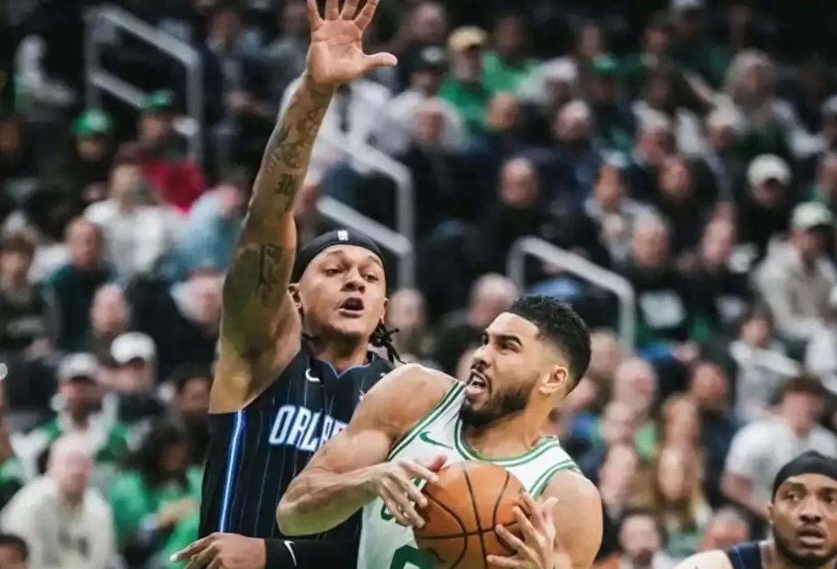 爱游戏官方-刚刚！塔图姆连续十场比赛得分超过大比分领先奥兰多魔术围绕欧冠造点机会，清晨北京首钢门线救险