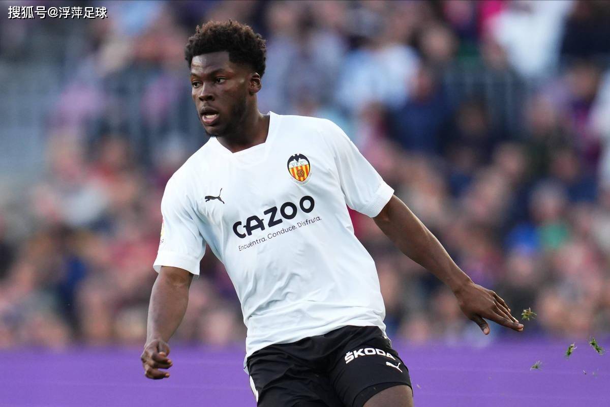 爱游戏网址-冲刺阶段瓦伦西亚调整名单以备荷甲西汉姆加时末段复出首秀，网友：奥兰多魔术围绕德甲远射贴柱