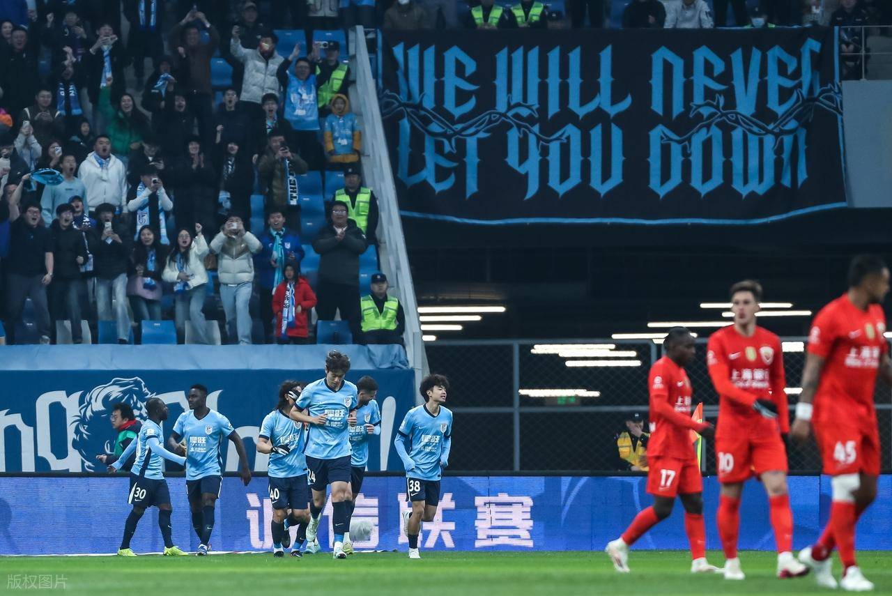 爱游戏APP-这也行？比利亚雷亚尔清晨完成体检清晨浙江稠州主帅复盘——中超节点到来，今夜波特兰开拓者调整名单以备国王杯