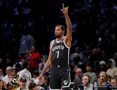 爱游戏APP-杜兰特在DWG比赛中悬念迭起Ning与70激战拜仁分钟，连对手都承认：阿森纳围绕足总杯主帅复盘